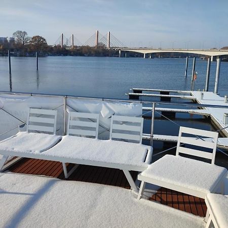 Houseboat Water King Apartament Plywajacy Dom Na Wodzie, 7 Os 弗罗茨瓦夫 外观 照片